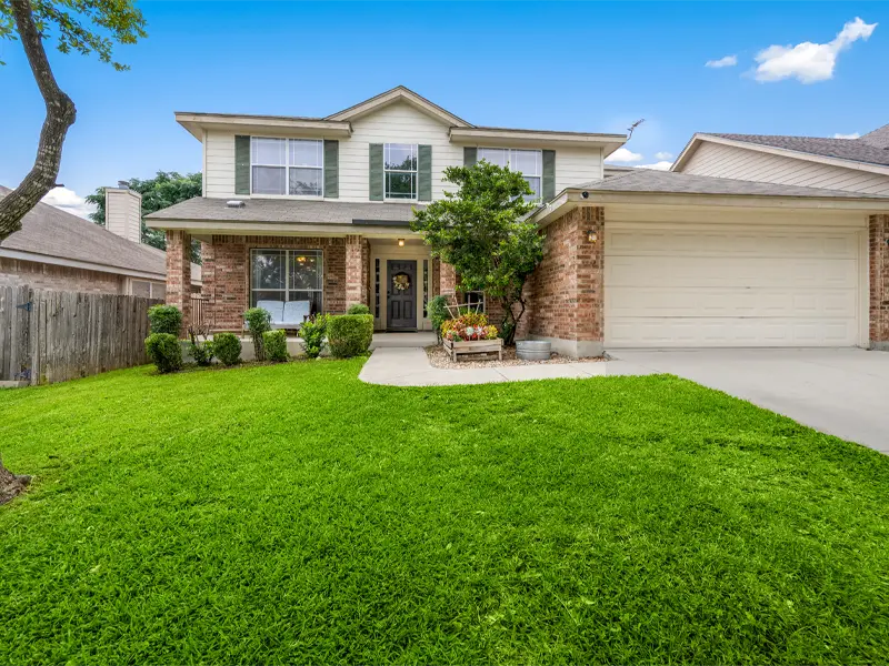 Residential home in need of damage restoration services in Hiram